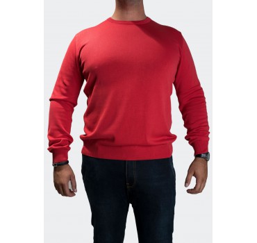 Sweter czerwony przód